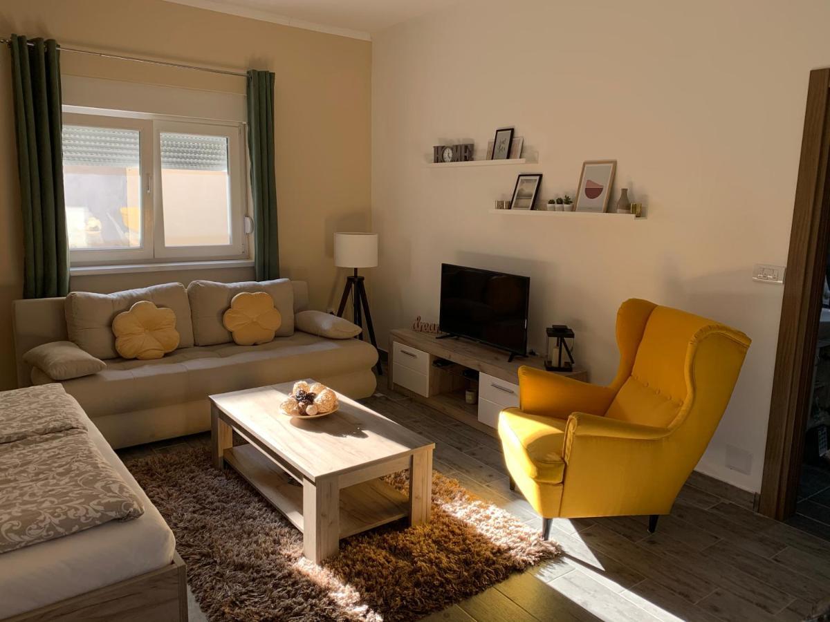 Apartman Hana Sombor Exteriör bild